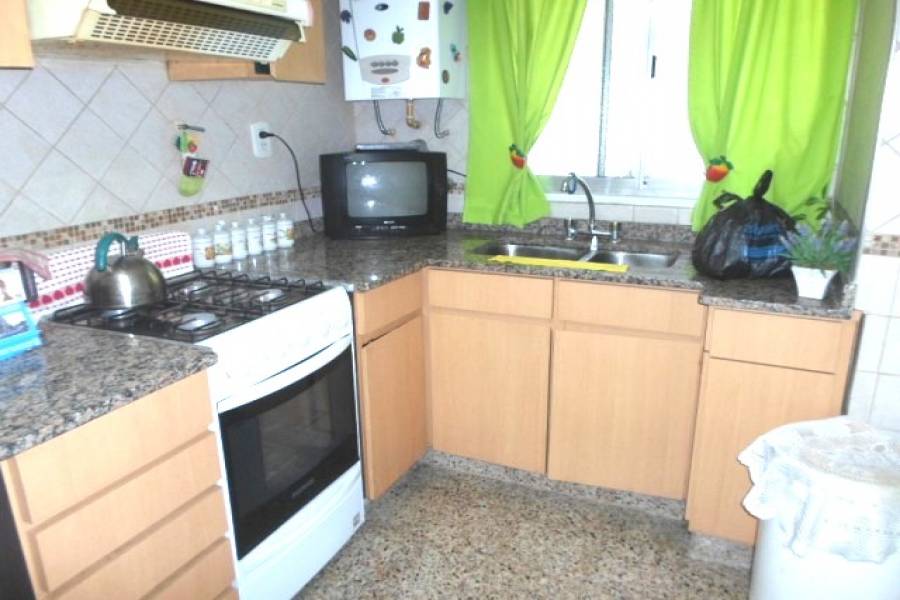 Flores,Capital Federal,Argentina,2 Bedrooms Bedrooms,1 BañoBathrooms,Apartamentos,VARELA ,7056