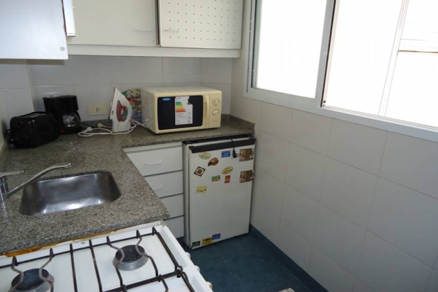 Recoleta,Capital Federal,Argentina,2 Bedrooms Bedrooms,1 BañoBathrooms,Apartamentos,URIBURU,7068