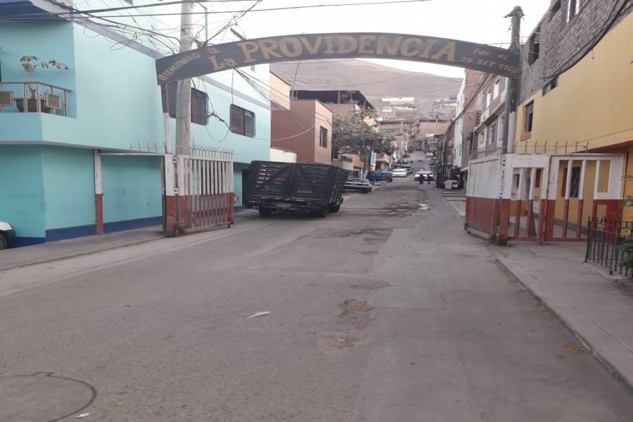 IMPERDIBLE! VER INFO...,2 Bedrooms Bedrooms,Casas,CASA,PARADERO 7 LAS FLORES,7084