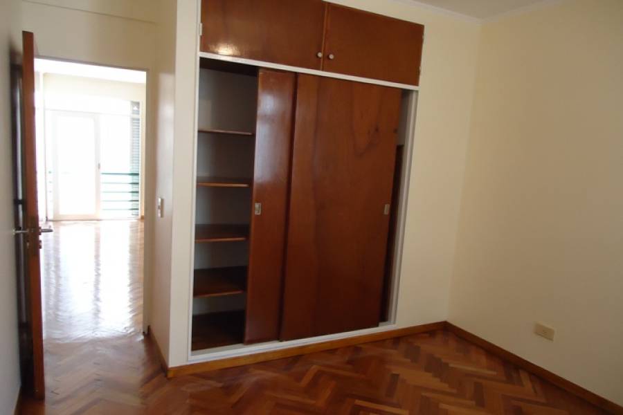 Capital Federal,Argentina,2 Bedrooms Bedrooms,1 BañoBathrooms,Apartamentos,MARCELO TORCUATO DE ALVEAR,7122