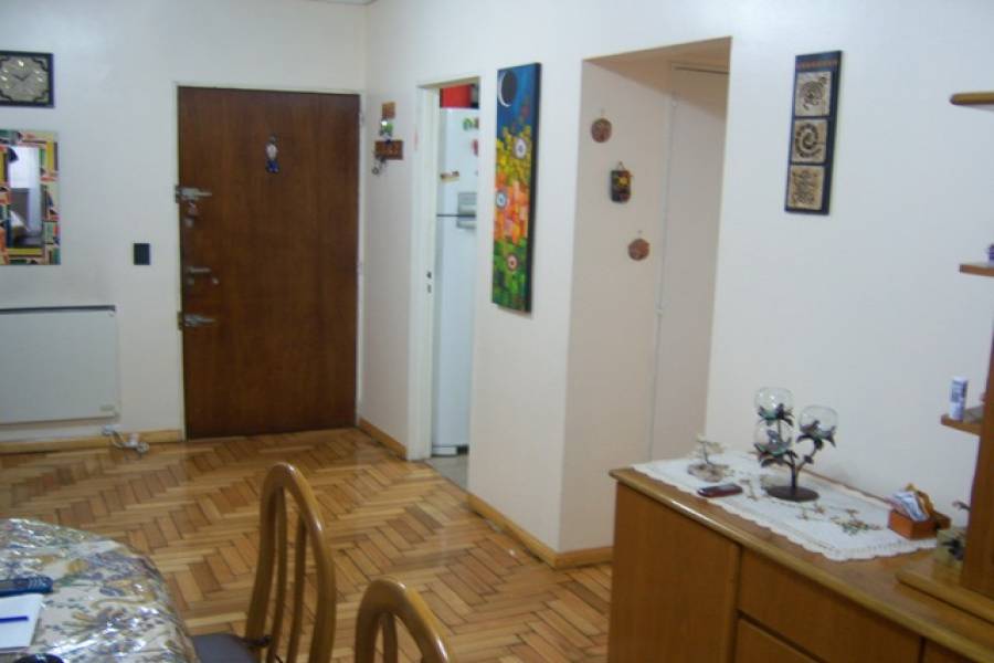 Floresta,Capital Federal,Argentina,2 Bedrooms Bedrooms,1 BañoBathrooms,Apartamentos,PORTELA,7143