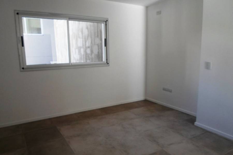 Flores,Capital Federal,Argentina,2 Bedrooms Bedrooms,1 BañoBathrooms,Apartamentos,TERRERO,7147