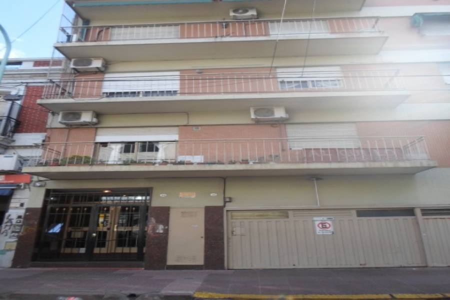 Flores,Capital Federal,Argentina,2 Bedrooms Bedrooms,1 BañoBathrooms,Apartamentos,CUENCA ,7156