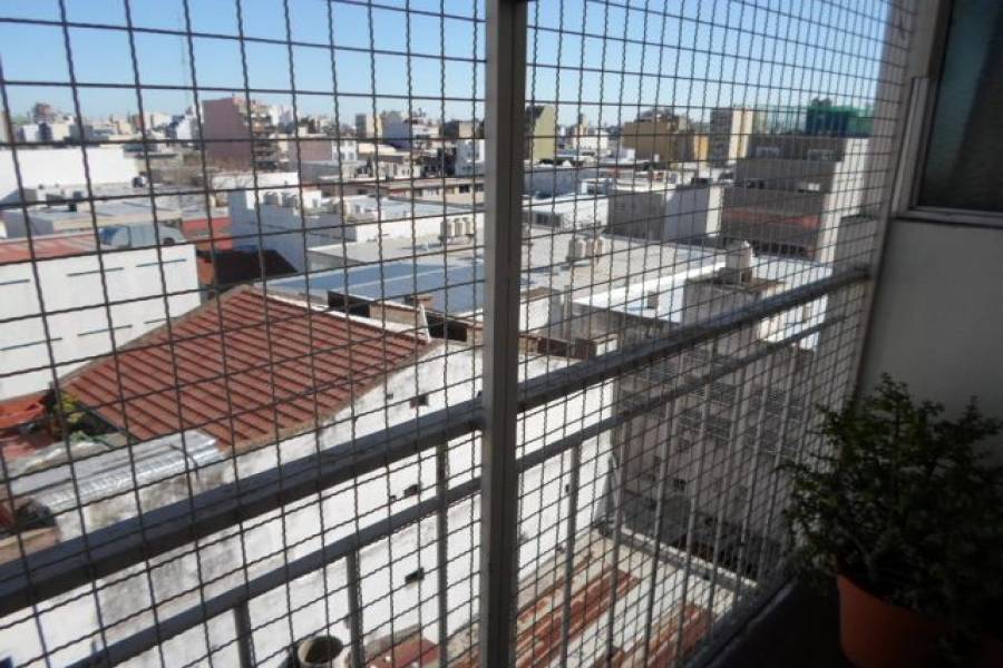 Flores,Capital Federal,Argentina,2 Bedrooms Bedrooms,1 BañoBathrooms,Apartamentos,CUENCA ,7156