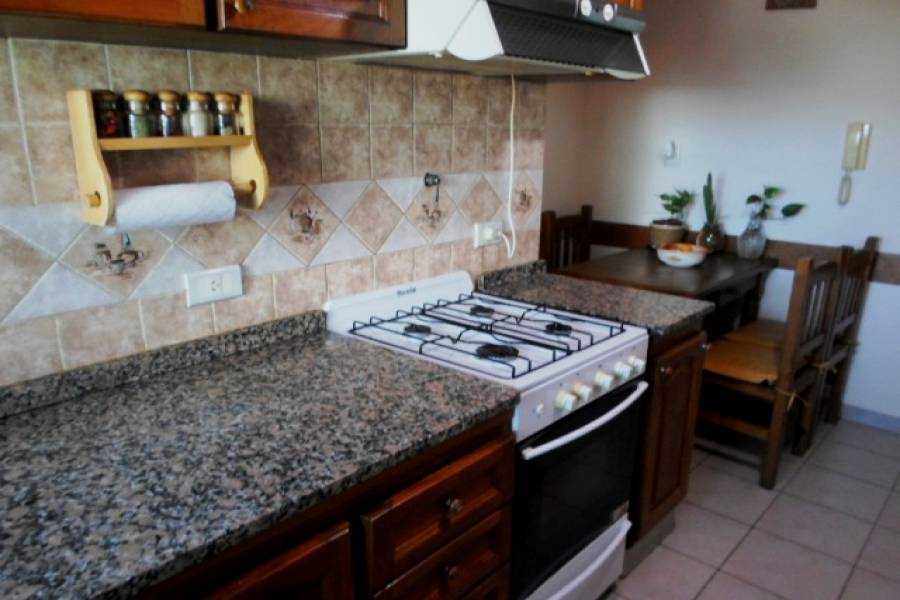 Flores,Capital Federal,Argentina,2 Bedrooms Bedrooms,1 BañoBathrooms,Apartamentos,CUENCA ,7156