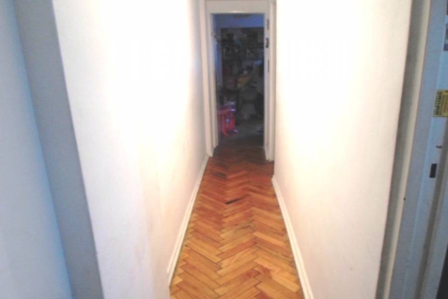 Flores,Capital Federal,Argentina,2 Bedrooms Bedrooms,1 BañoBathrooms,Apartamentos,GAVILAN,7169