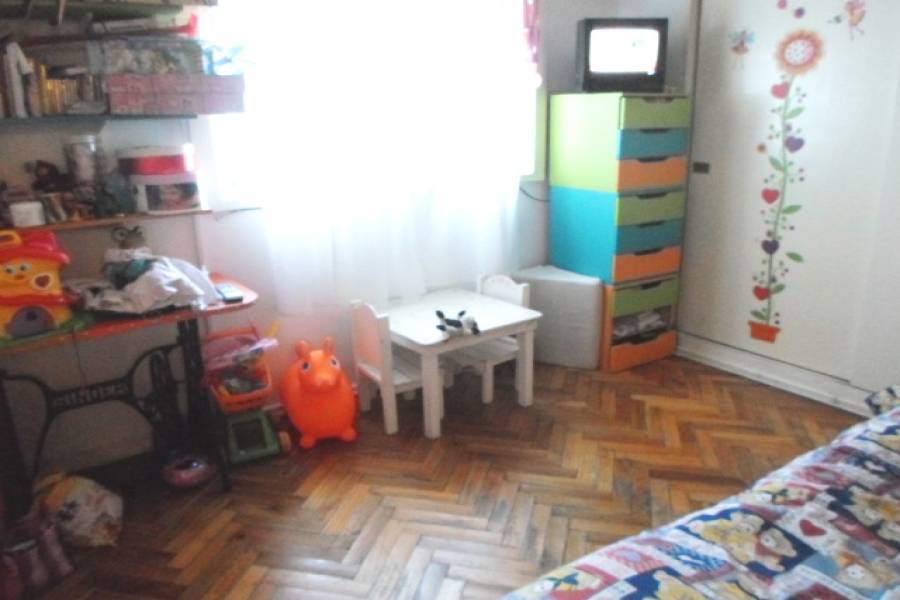 Flores,Capital Federal,Argentina,2 Bedrooms Bedrooms,1 BañoBathrooms,Apartamentos,GAVILAN,7169