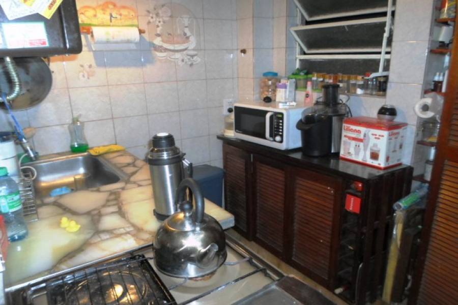 Flores,Capital Federal,Argentina,2 Bedrooms Bedrooms,1 BañoBathrooms,Apartamentos,GAVILAN,7169