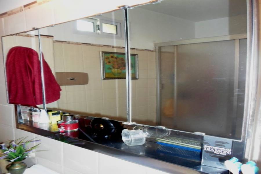 Flores,Capital Federal,Argentina,2 Bedrooms Bedrooms,1 BañoBathrooms,Apartamentos,BACACAY,7180