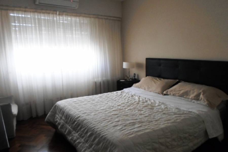 Flores,Capital Federal,Argentina,2 Bedrooms Bedrooms,1 BañoBathrooms,Apartamentos,BACACAY,7180