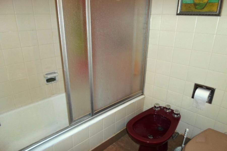 Flores,Capital Federal,Argentina,2 Bedrooms Bedrooms,1 BañoBathrooms,Apartamentos,BACACAY,7180