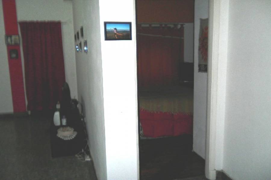 Flores,Capital Federal,Argentina,2 Bedrooms Bedrooms,1 BañoBathrooms,Apartamentos,CARABOBO,7181