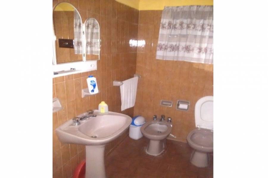 Capitan Bermudez,Santa Fe,Argentina,2 Habitaciones Habitaciones,1 BañoBaños,Casas,Brazil,1631
