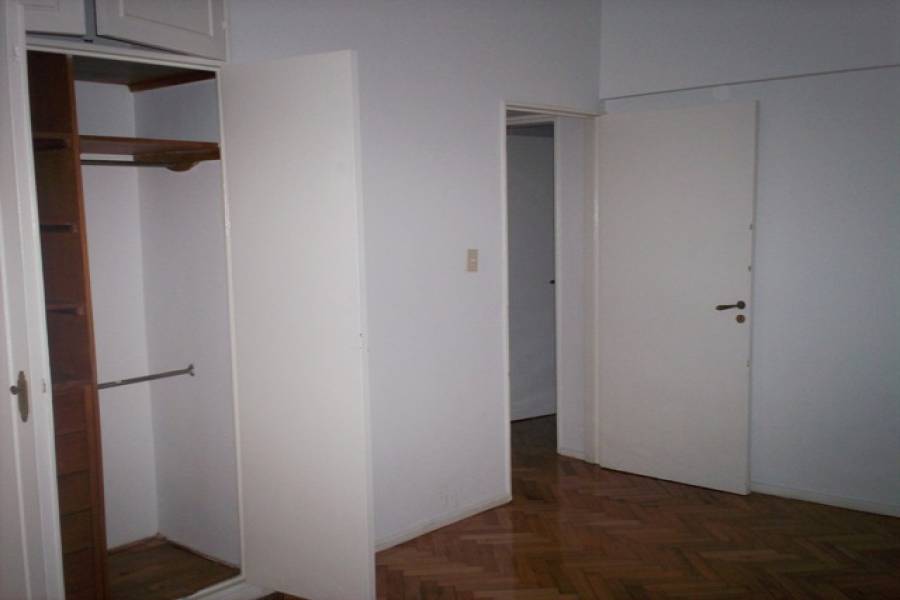 Flores,Capital Federal,Argentina,2 Bedrooms Bedrooms,1 BañoBathrooms,Apartamentos,CARABOBO,7198