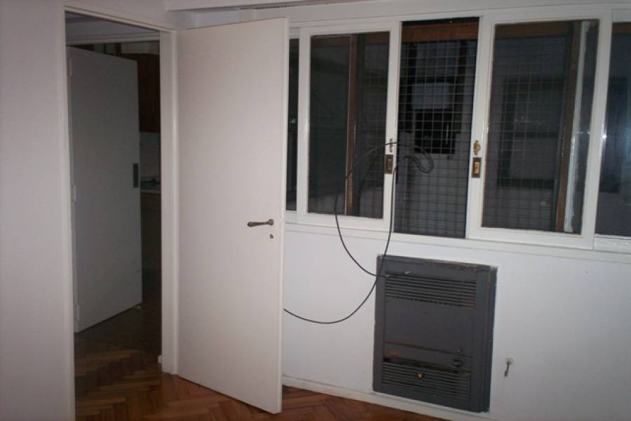 Flores,Capital Federal,Argentina,2 Bedrooms Bedrooms,1 BañoBathrooms,Apartamentos,CARABOBO,7198