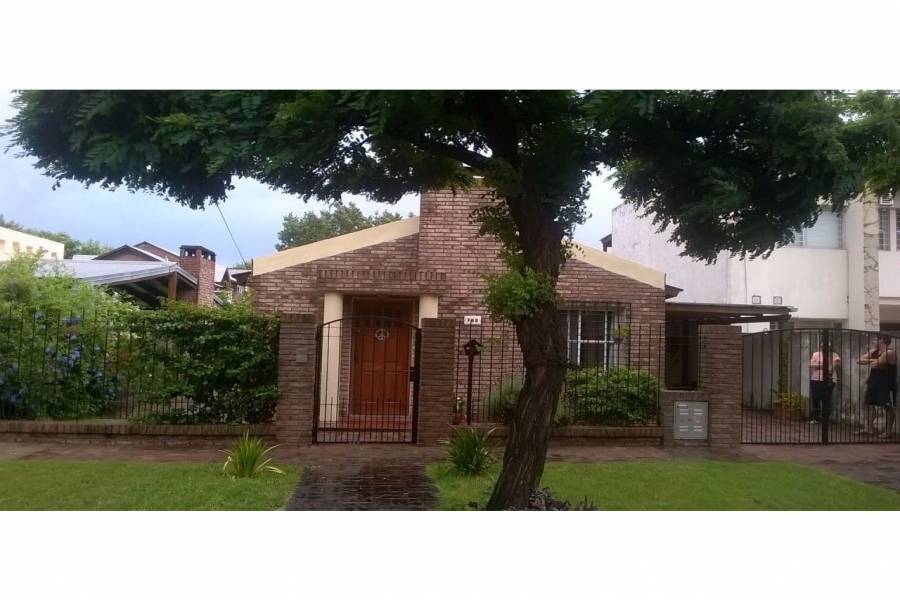 Rosario,Santa Fe,3 Habitaciones Habitaciones,1 BañoBaños,Casas,G. Furlong,1634