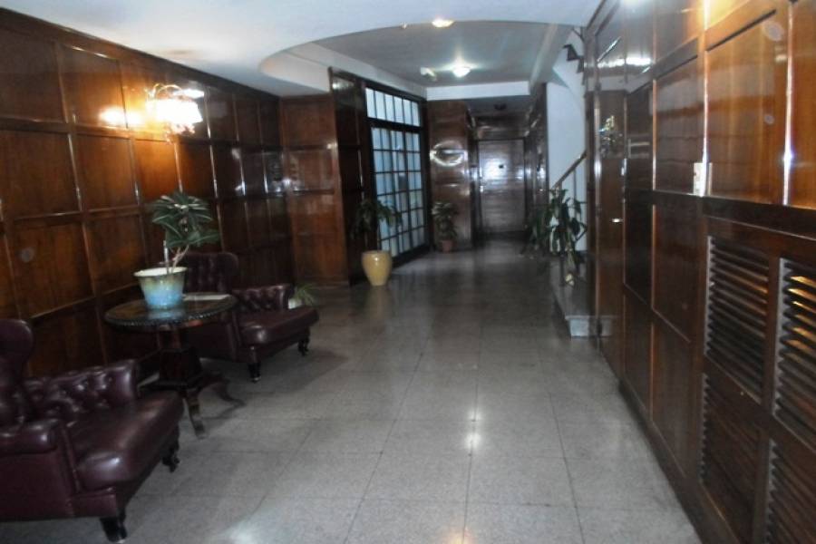Caballito,Capital Federal,Argentina,2 Bedrooms Bedrooms,1 BañoBathrooms,Apartamentos,AV RIVADAVIA ,7217