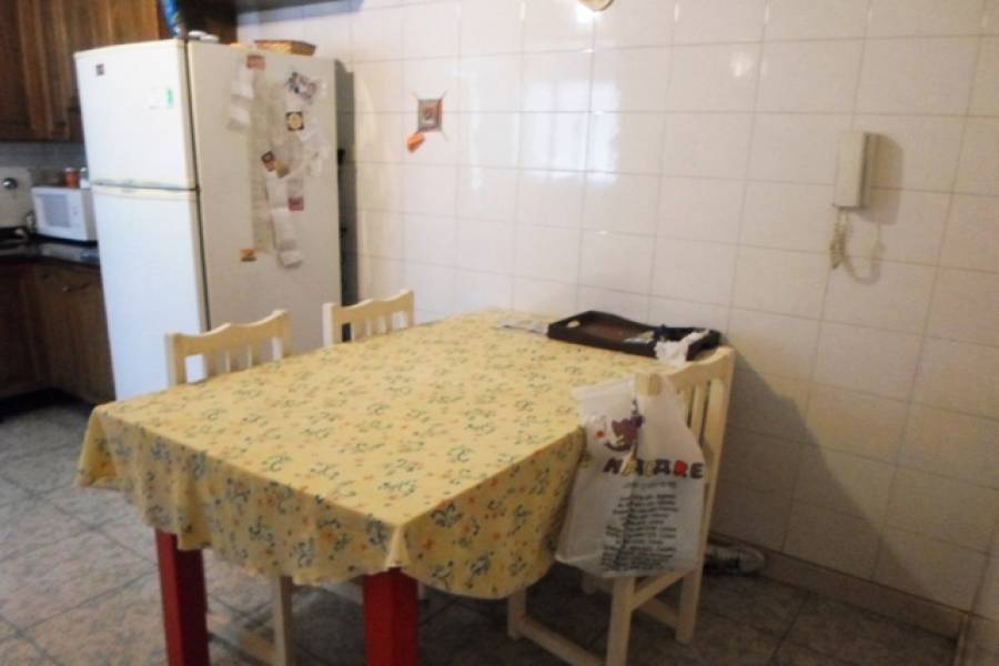 Flores,Capital Federal,Argentina,2 Bedrooms Bedrooms,1 BañoBathrooms,Apartamentos,LAUTARO,7219