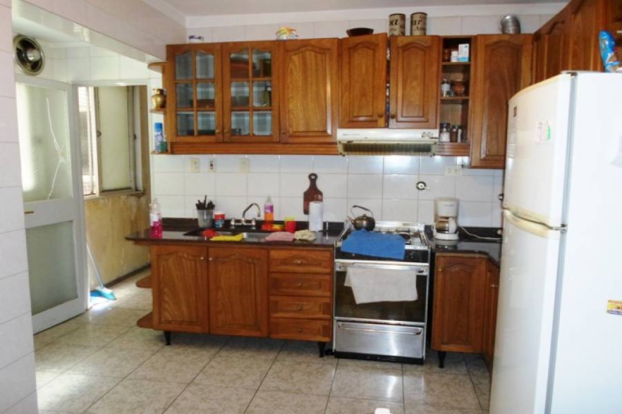 Flores,Capital Federal,Argentina,2 Bedrooms Bedrooms,1 BañoBathrooms,Apartamentos,LAUTARO,7219