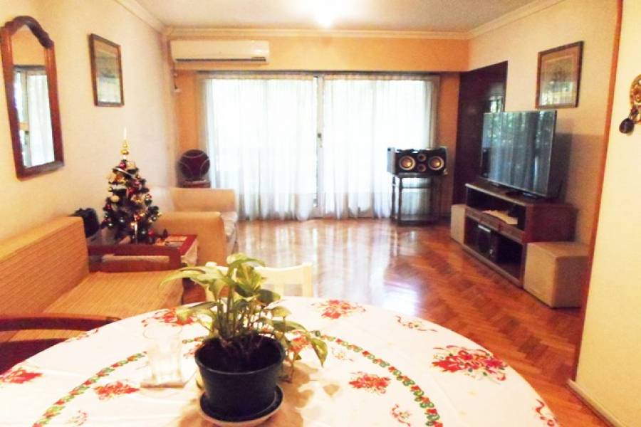 Flores,Capital Federal,Argentina,2 Bedrooms Bedrooms,1 BañoBathrooms,Apartamentos,LAUTARO,7219