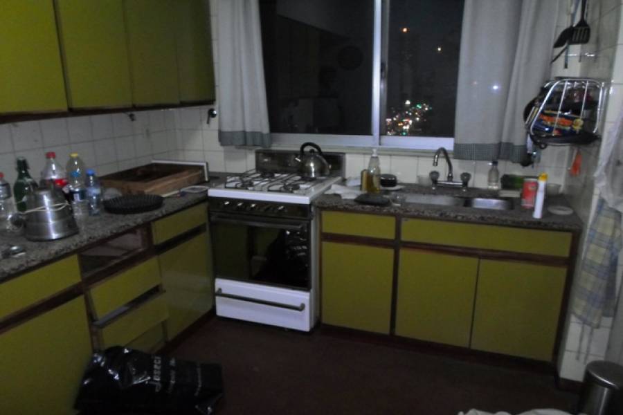 Flores,Capital Federal,Argentina,2 Bedrooms Bedrooms,1 BañoBathrooms,Apartamentos,RIVADAVIA ,7222