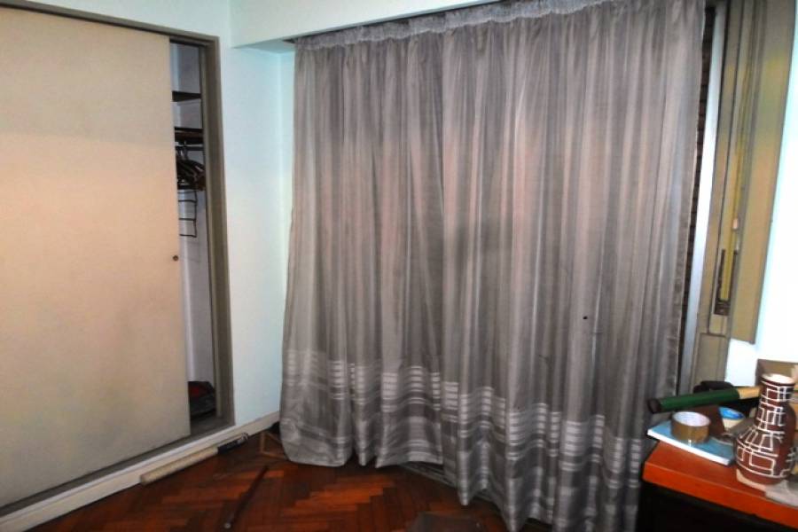 Flores,Capital Federal,Argentina,2 Bedrooms Bedrooms,1 BañoBathrooms,Apartamentos,RIVADAVIA ,7222