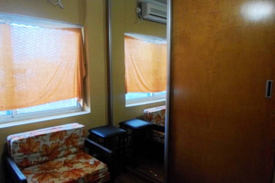 Capital Federal,Argentina,2 Bedrooms Bedrooms,1 BañoBathrooms,Apartamentos,YERBAL ,7239