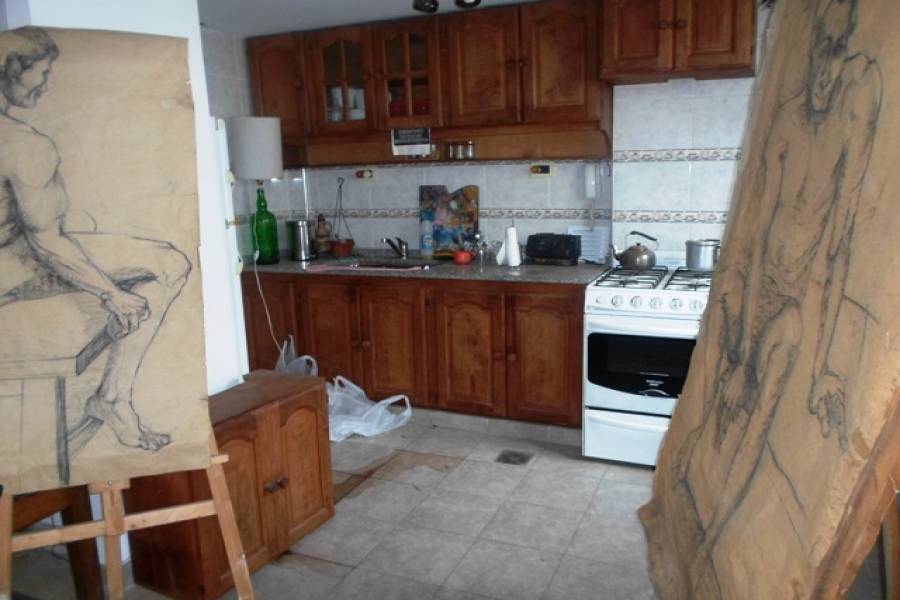 Capital Federal,Argentina,2 Bedrooms Bedrooms,1 BañoBathrooms,Apartamentos,YERBAL ,7239