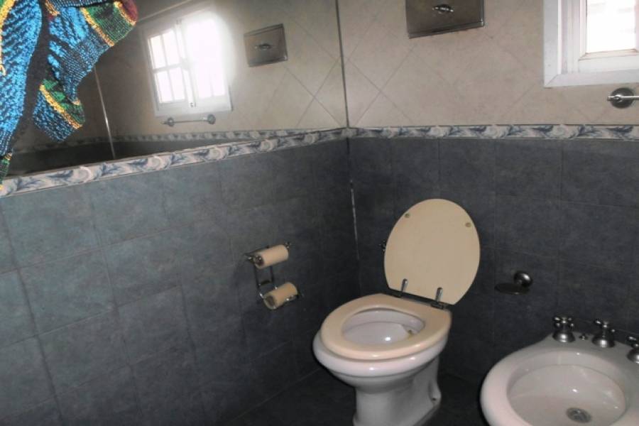 Capital Federal,Argentina,2 Bedrooms Bedrooms,1 BañoBathrooms,Apartamentos,YERBAL ,7239