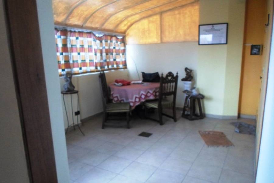 Capital Federal,Argentina,2 Bedrooms Bedrooms,1 BañoBathrooms,Apartamentos,YERBAL ,7239