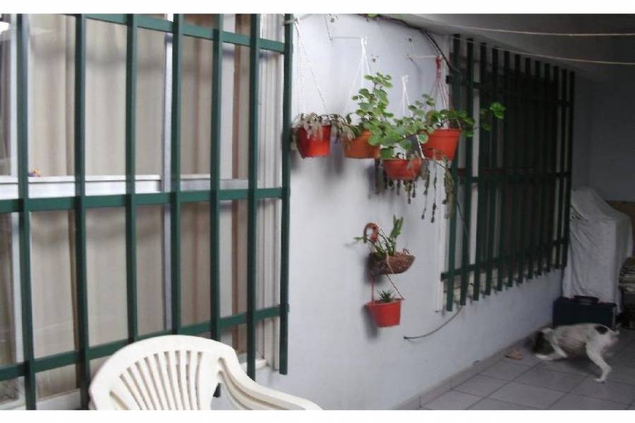 Rosario,Santa Fe,3 Habitaciones Habitaciones,1 BañoBaños,Casas,Garibaldi,1638