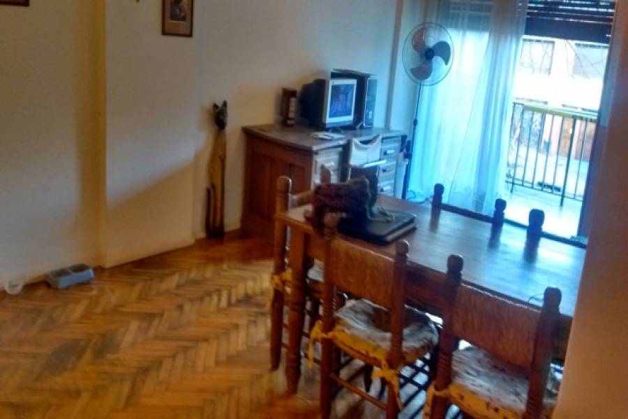 Almagro,Capital Federal,Argentina,2 Bedrooms Bedrooms,1 BañoBathrooms,Apartamentos,HIPOLITO YRIGOYEN,7263