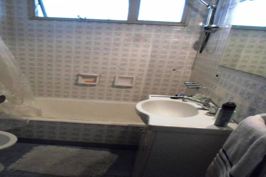 Flores,Capital Federal,Argentina,2 Bedrooms Bedrooms,1 BañoBathrooms,Apartamentos,CARABOBO,7264
