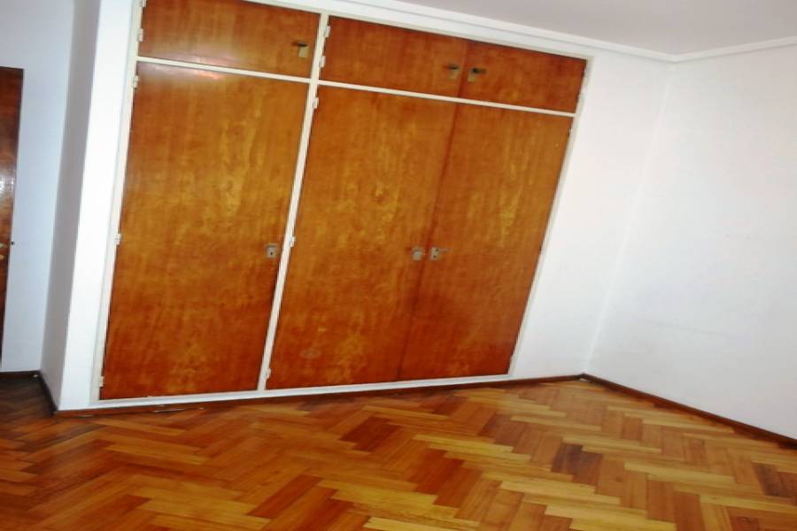 Flores,Capital Federal,Argentina,2 Bedrooms Bedrooms,1 BañoBathrooms,Apartamentos,CARABOBO,7264
