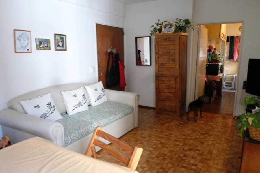Villa Crespo,Capital Federal,Argentina,2 Bedrooms Bedrooms,1 BañoBathrooms,Apartamentos,LAVALLEJA ,7270