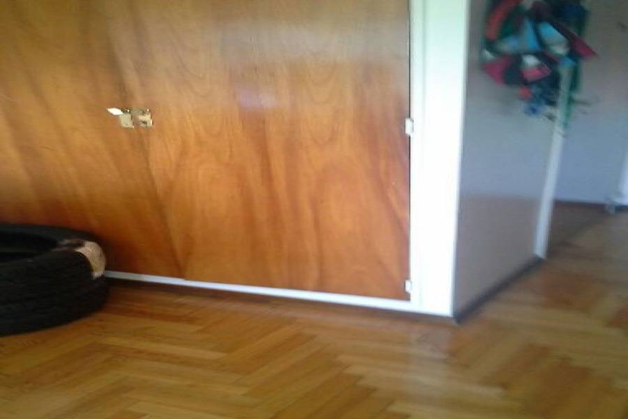 Las Flores,Buenos Aires,Argentina,2 Bedrooms Bedrooms,1 BañoBathrooms,Apartamentos,CAYETANO RODRIGUEZ ,7272