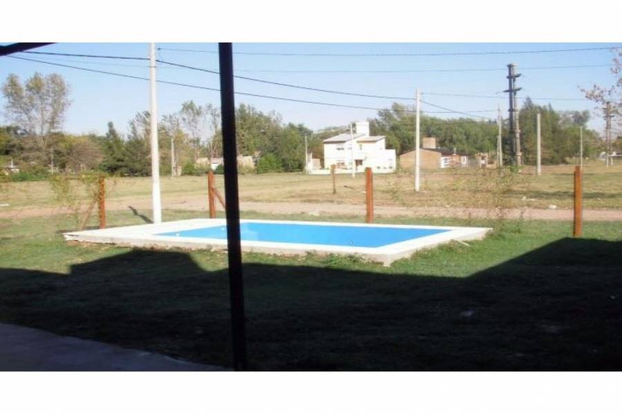 Funes,Santa Fe,2 Habitaciones Habitaciones,2 BañosBaños,Casas,Barrio Funes Ranch,Coronel Diaz,1640