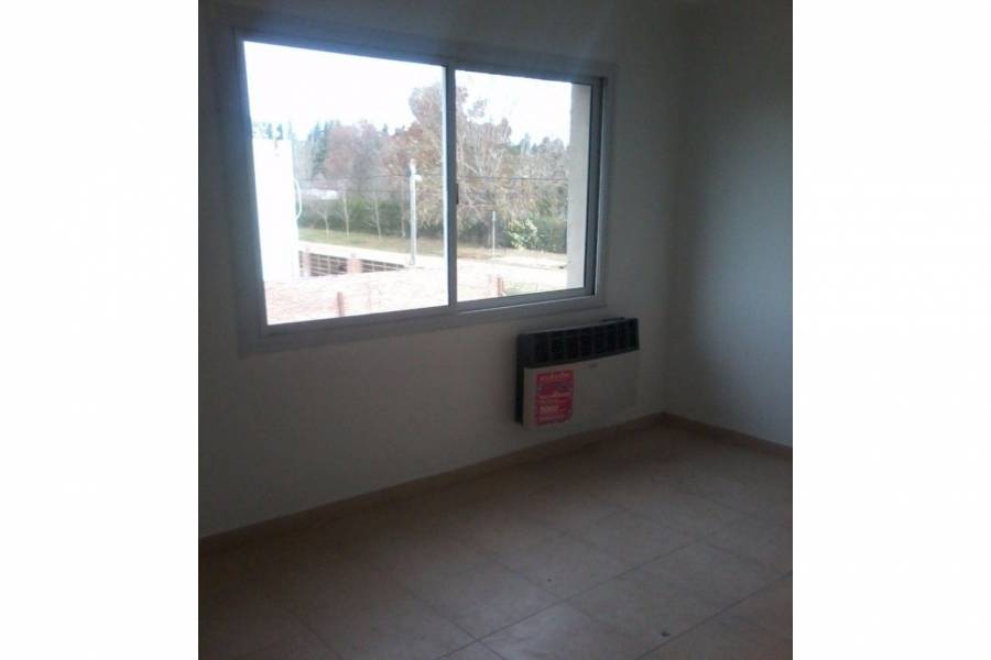 Funes,Santa Fe,2 Habitaciones Habitaciones,2 BañosBaños,Casas,Barrio Funes Ranch,Coronel Diaz,1640