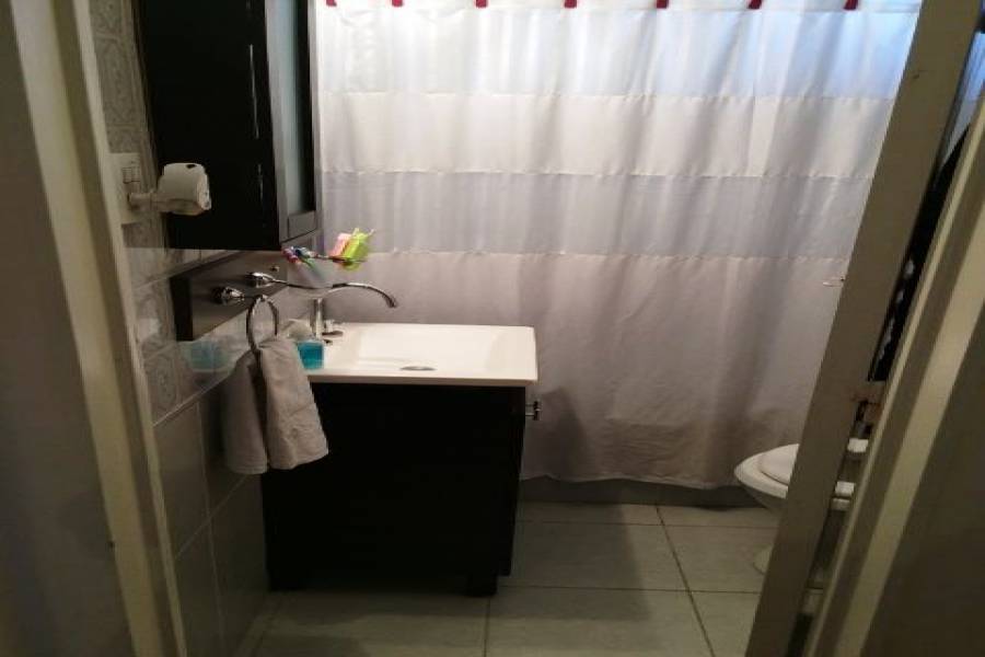 Flores,Capital Federal,Argentina,2 Bedrooms Bedrooms,1 BañoBathrooms,Apartamentos,ALBERDI,7284