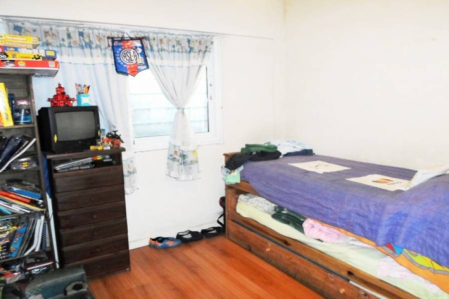 Flores,Capital Federal,Argentina,2 Bedrooms Bedrooms,1 BañoBathrooms,Apartamentos,RIVERA INDARTE,7286