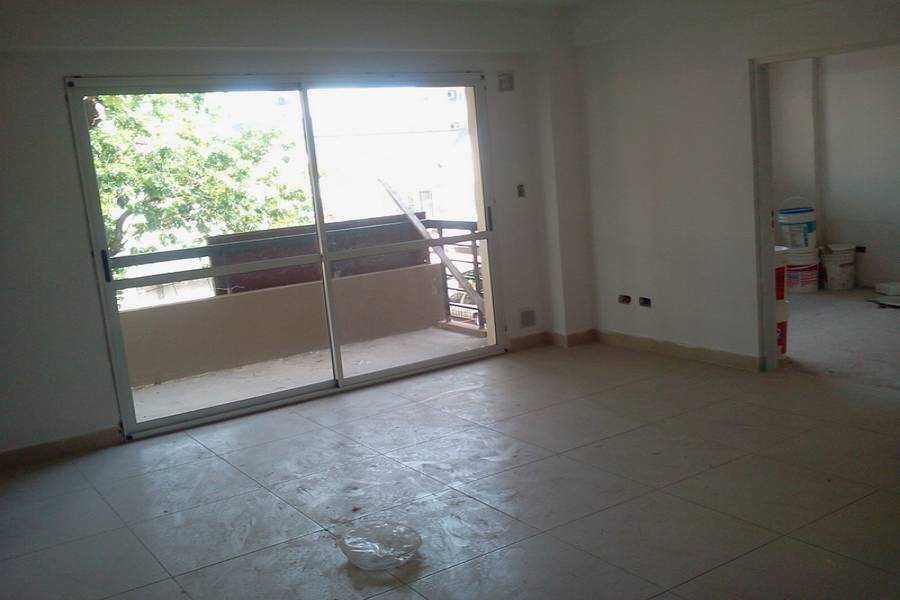 Parque Chacabuco,Capital Federal,Argentina,2 Bedrooms Bedrooms,1 BañoBathrooms,Apartamentos,INCLAN ,7328