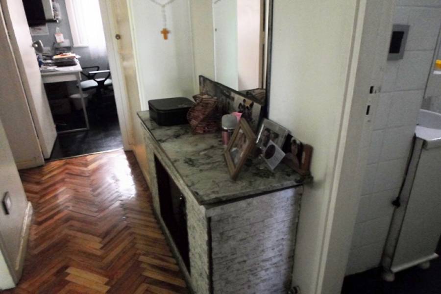 Flores,Capital Federal,Argentina,2 Bedrooms Bedrooms,1 BañoBathrooms,Apartamentos,RODRIGUEZ ,7345