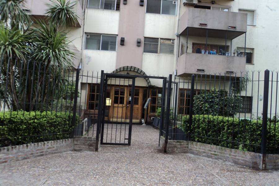 Flores,Capital Federal,Argentina,2 Bedrooms Bedrooms,1 BañoBathrooms,Apartamentos,SAN PEDRITO,7367
