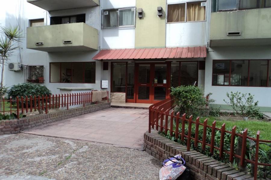 Flores,Capital Federal,Argentina,2 Bedrooms Bedrooms,1 BañoBathrooms,Apartamentos,SAN PEDRITO,7367
