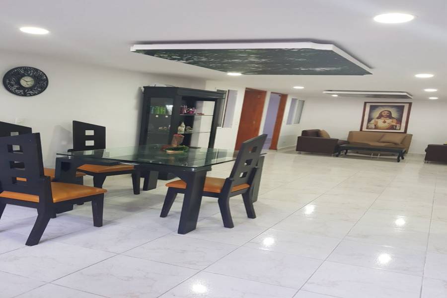 IMPERDIBLE! VER INFO..., 4 Bedrooms Bedrooms, ,1 BañoBathrooms,Casas,Venta,30,1,7387