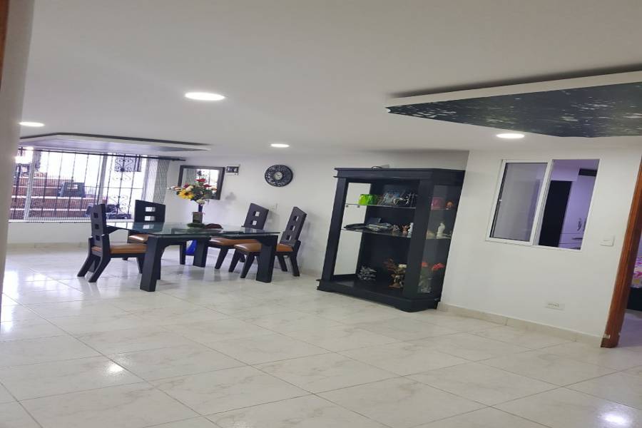 IMPERDIBLE! VER INFO..., 4 Bedrooms Bedrooms, ,1 BañoBathrooms,Casas,Venta,30,1,7387