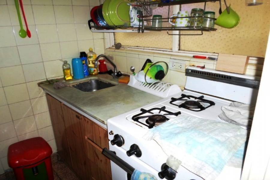 Flores,Capital Federal,Argentina,2 Bedrooms Bedrooms,1 BañoBathrooms,Apartamentos,LAUTARO,7396