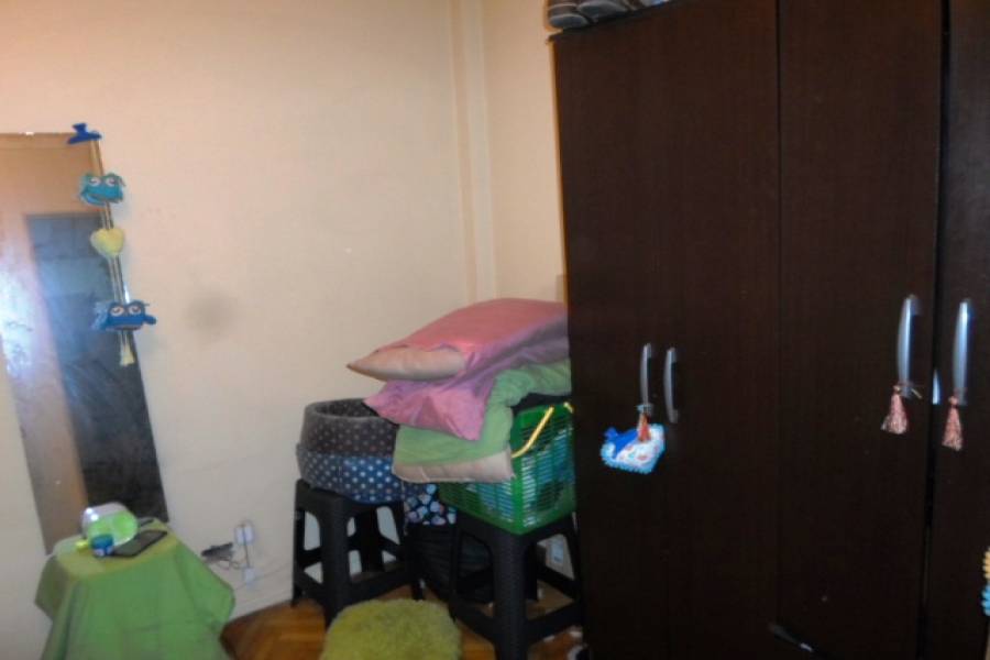 Flores,Capital Federal,Argentina,2 Bedrooms Bedrooms,1 BañoBathrooms,Apartamentos,LAUTARO,7396