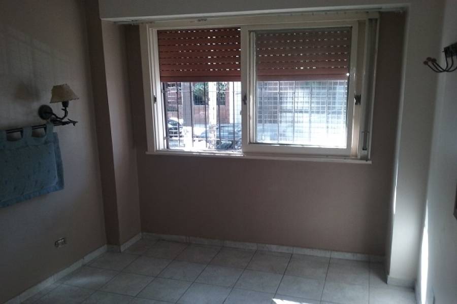Flores,Capital Federal,Argentina,2 Bedrooms Bedrooms,1 BañoBathrooms,Apartamentos,PEDERNERA,7403