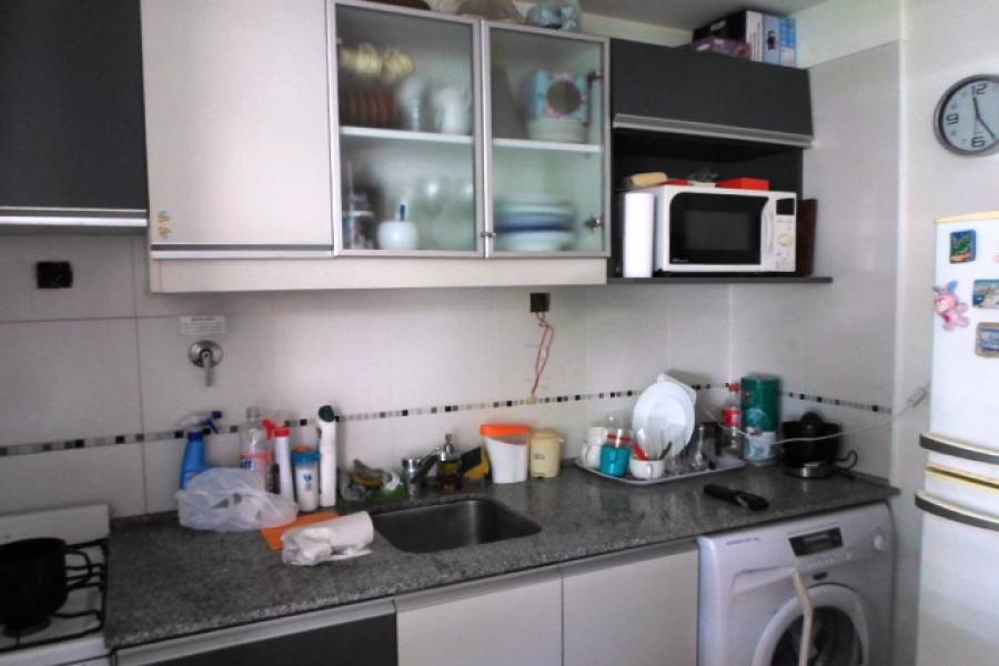Flores,Capital Federal,Argentina,2 Bedrooms Bedrooms,1 BañoBathrooms,Apartamentos,GRANADEROS,7406